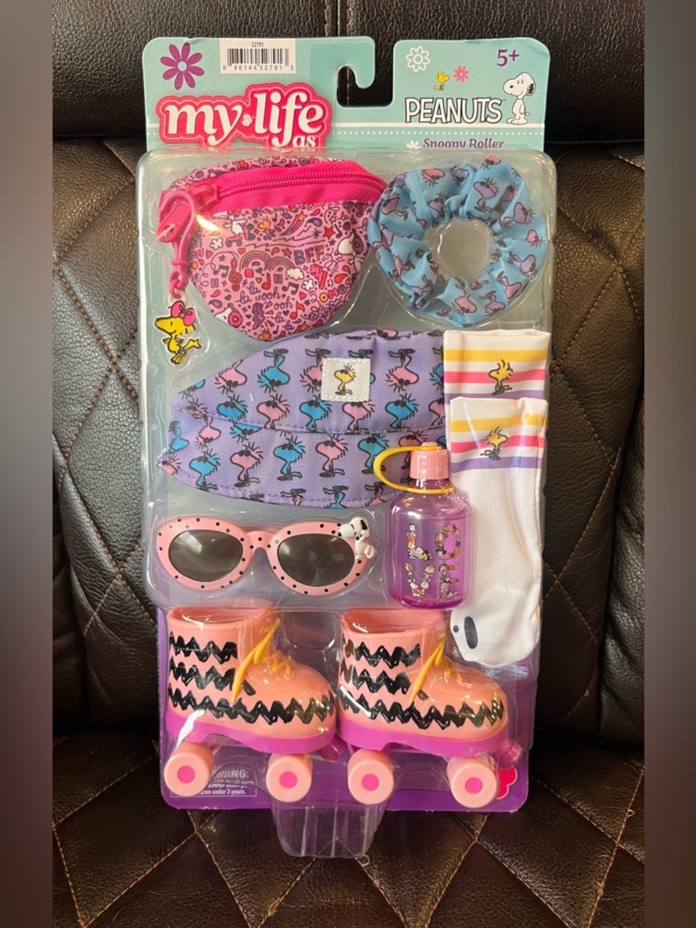 My Life As Peanuts Boardwalk Roller Skating 8-Piece Accessory Pack